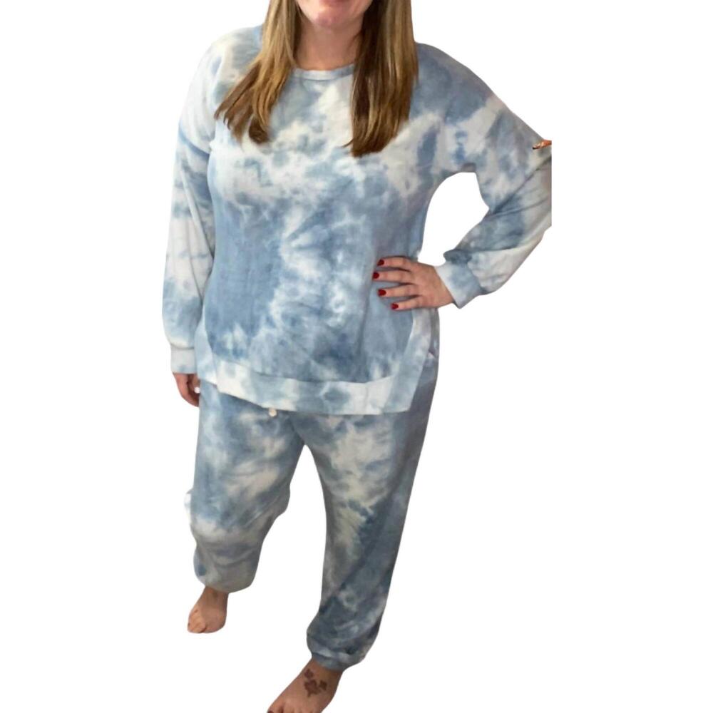 NEW HONEYME tie dye lounge set in sky blue